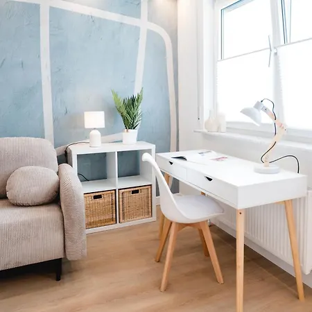 Apartmán Bellabene Modernes Studioapartment In Zentraler Lage Mit Balkon, Arbeitsplatz, Parkplatz