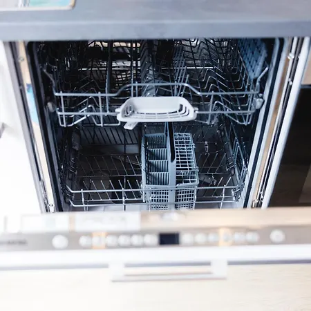 Apartmán Bellabene Modernes Studioapartment In Zentraler Lage Mit Balkon, Arbeitsplatz, Parkplatz