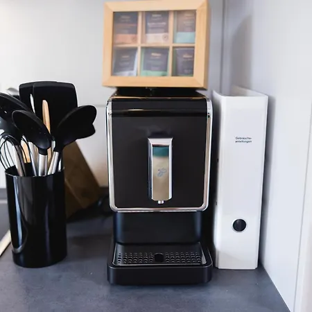 Bellabene Modernes Studioapartment In Zentraler Lage Mit Balkon, Arbeitsplatz, Parkplatz