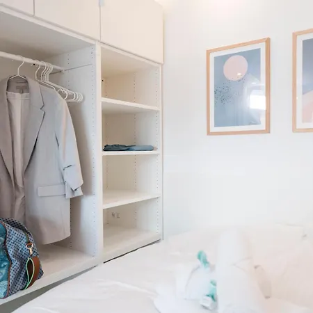 Apartmán Bellabene Modernes Studioapartment In Zentraler Lage Mit Balkon, Arbeitsplatz, Parkplatz